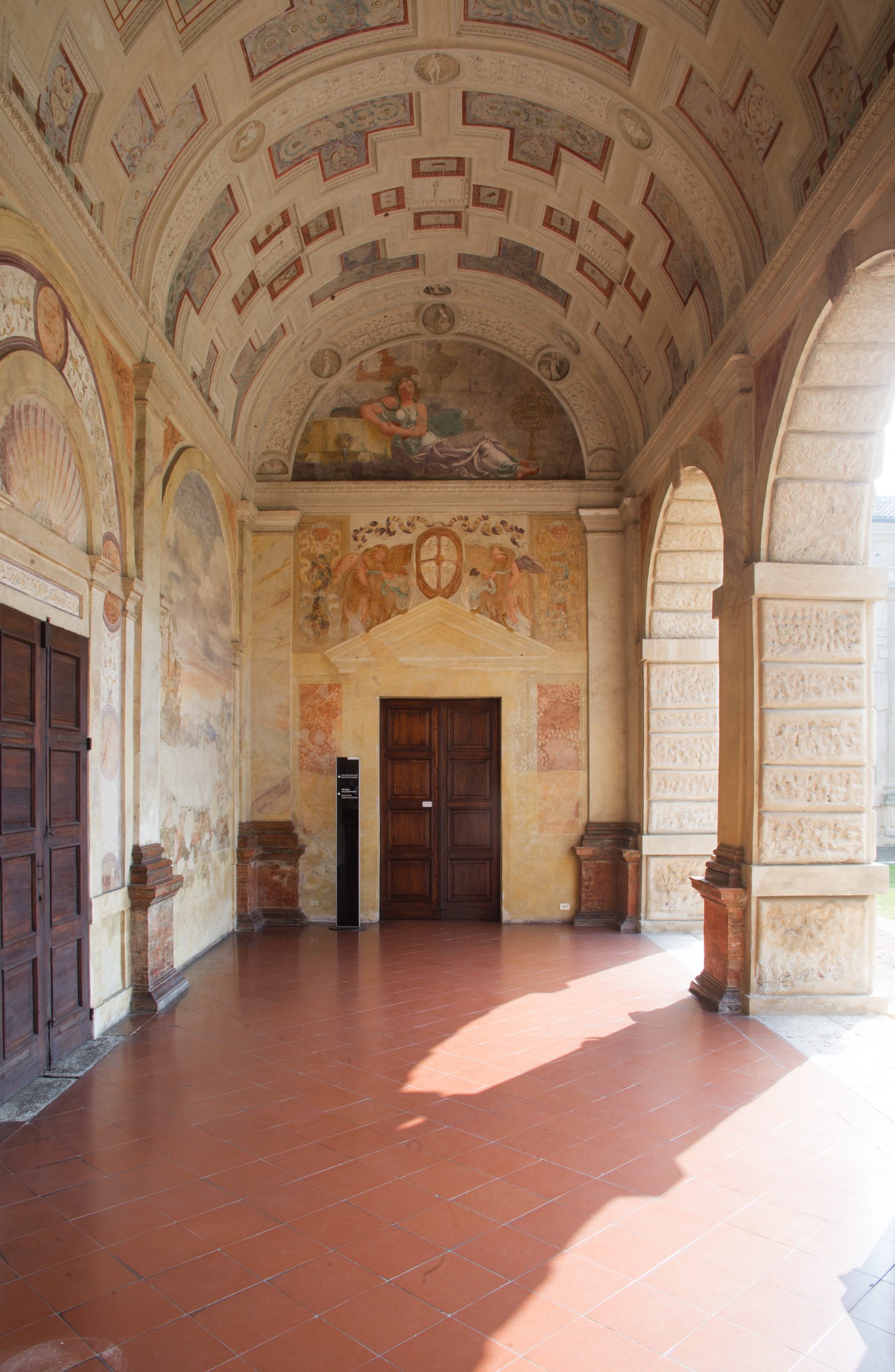 05 Loggia Muse C